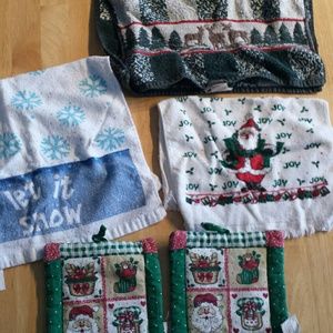 Christmas towels